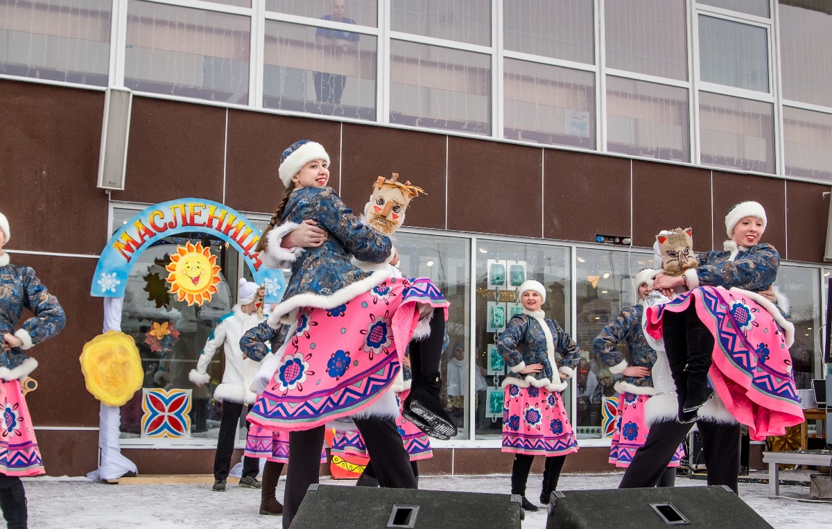 Ансамбль песни и танца "Заполярье" и ансамбль танца "Юность Заполярья" — фото 40