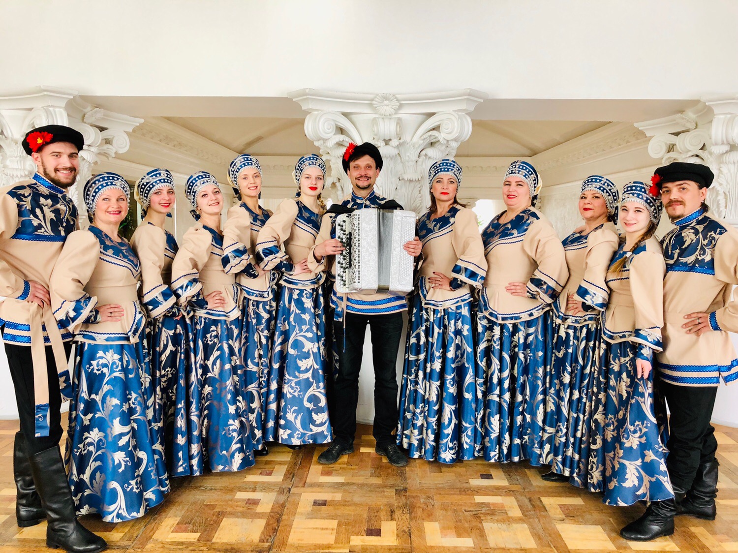 Фолк-шоу группа "Росы" — фото 5