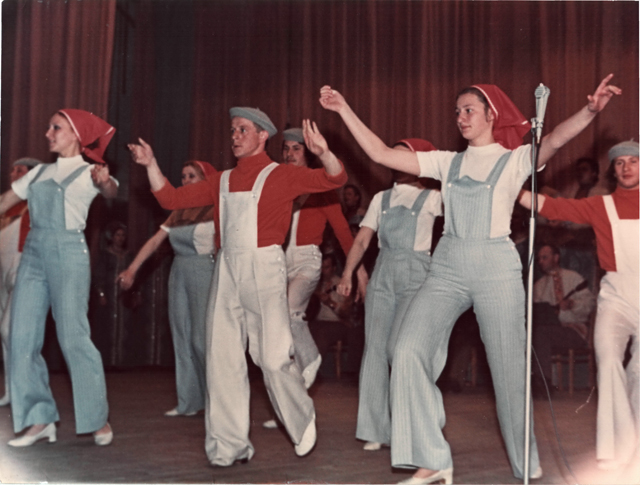 Ансамбль песни и танца "Заполярье" и ансамбль танца "Юность Заполярья" — фото 13