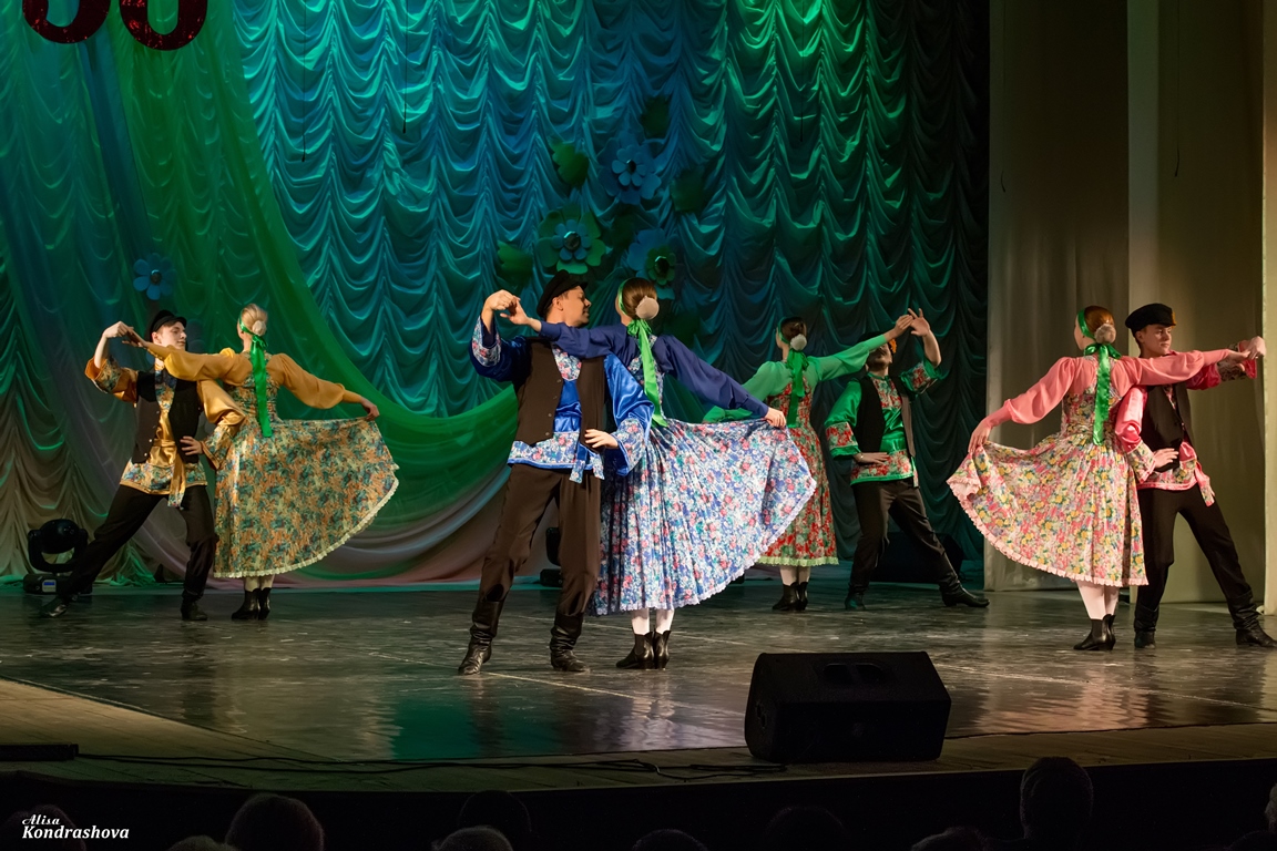 Ансамбль песни и танца "Заполярье" и ансамбль танца "Юность Заполярья" — фото 45