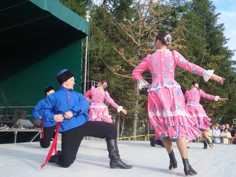 Ансамбль песни и танца "Заполярье" и ансамбль танца "Юность Заполярья" — фото 24
