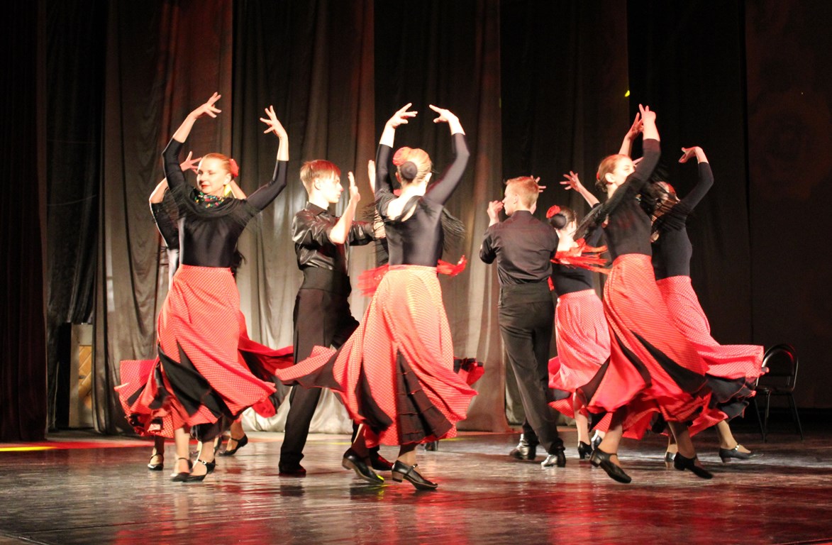 Ансамбль песни и танца "Заполярье" и ансамбль танца "Юность Заполярья" — фото 50