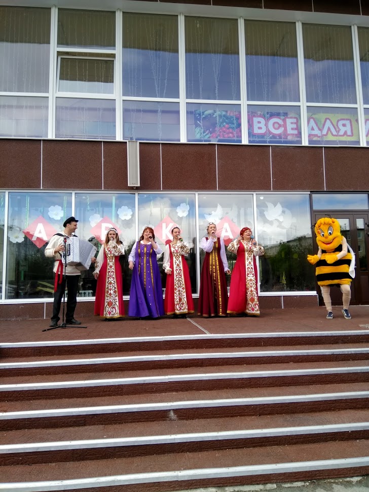 Фолк-шоу группа "Росы"