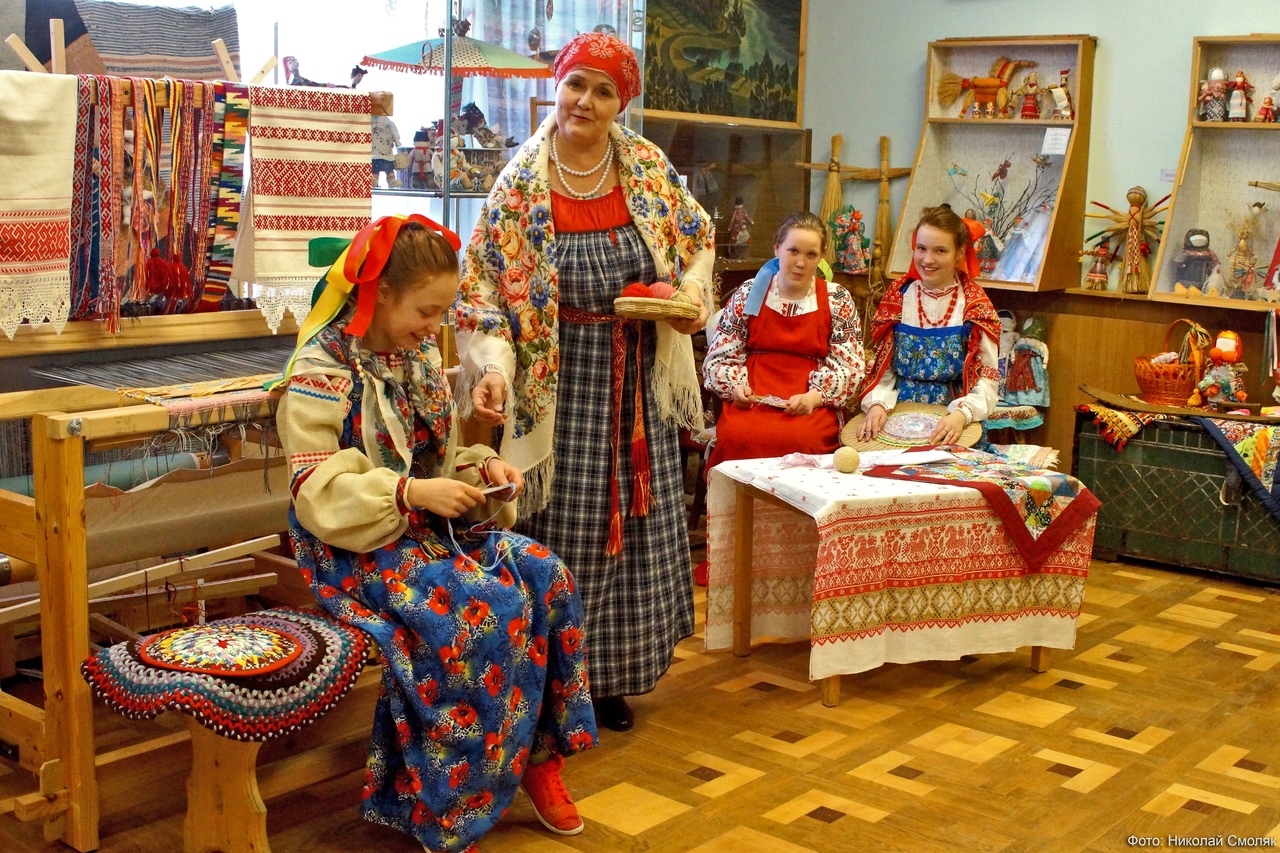 Фото из галереи Дворца культуры